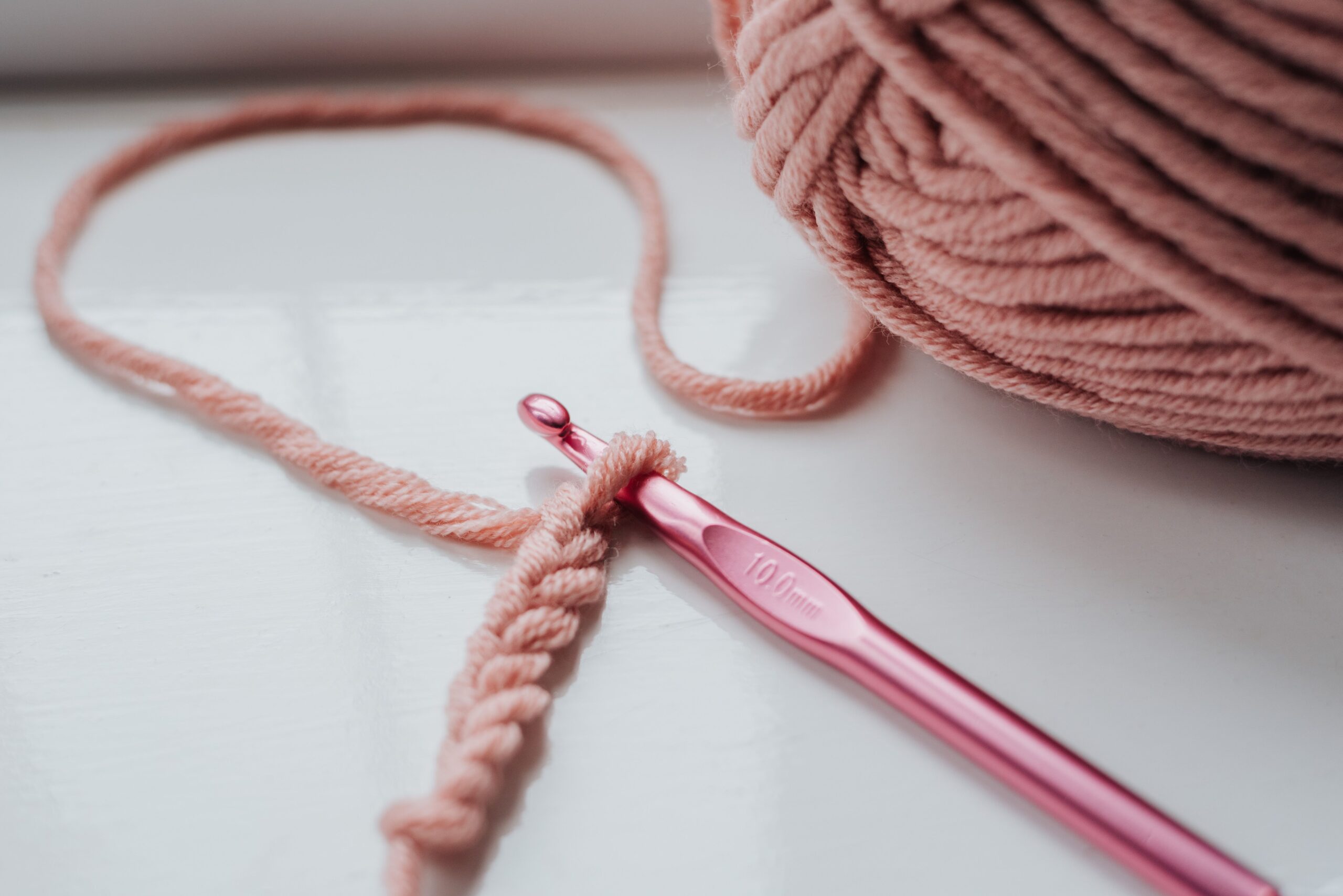 Beginner crochet supplies recommended by Kate